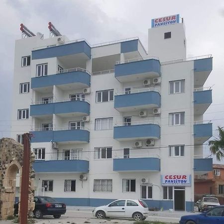 Cesur Pansiyon Yumurtalik Екстер'єр фото
